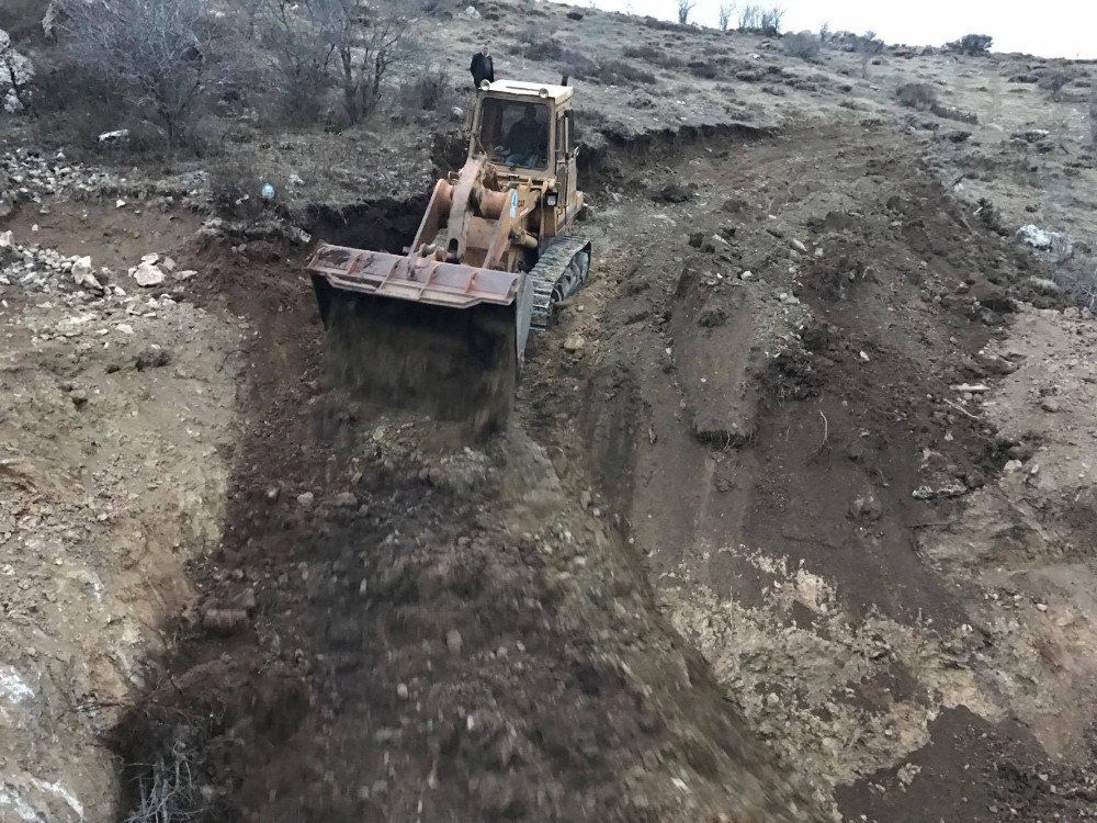 Pursaklar’da Kaçak Kazıya Geçit Verilmedi