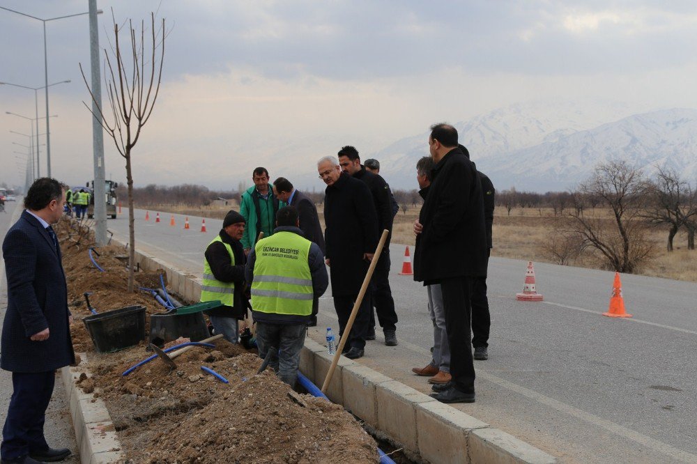 Refüjler Yenileniyor