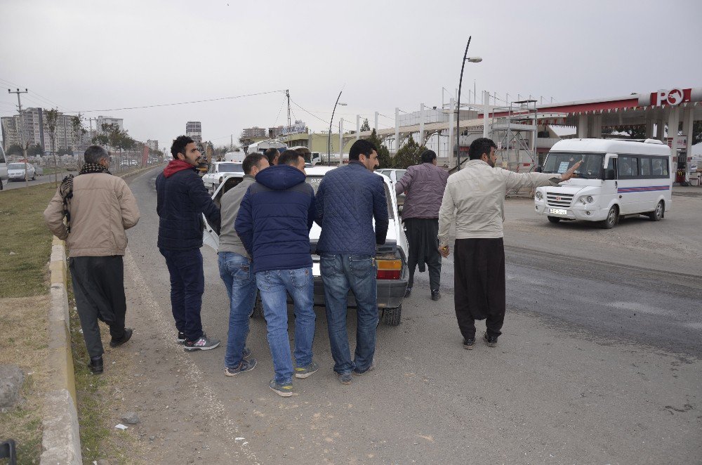 Ambulansla Otomobil Çarpıştı: 2 Yaralı