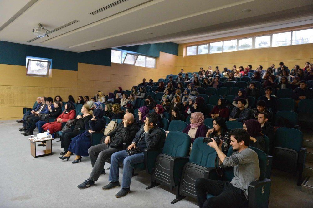 ‘Gönül Coğrafyamızdan Şiirler’ Etkinliği Saü’de Düzenlendi