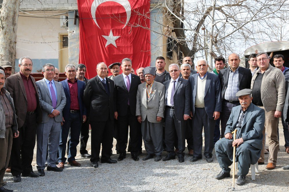 Madalyası Çalınan Kore Gazisine Başkan Tuna’dan Yeni Madalya