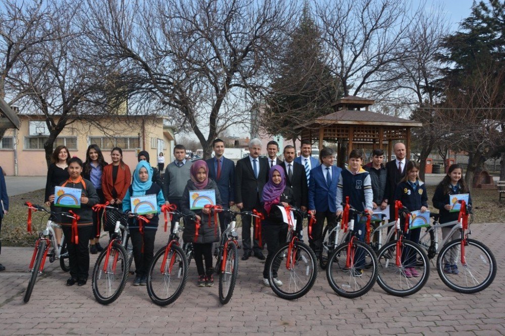 "Sağlık İçin Tekerlemelerle Yarışıyoruz" Ödül Töreni Yapıldı