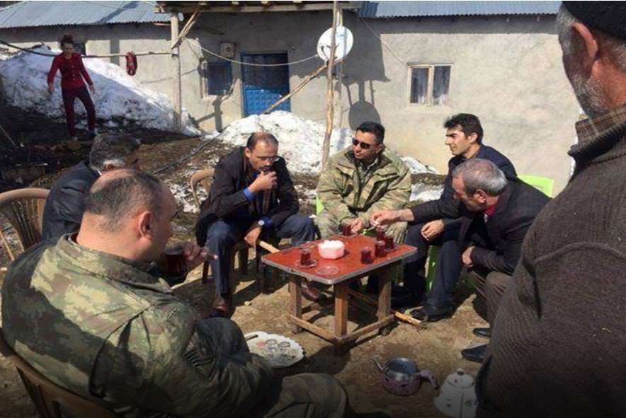 Yedisu Kaymakamı, Güzgülü Köylüleri İle Bir Araya Geldi