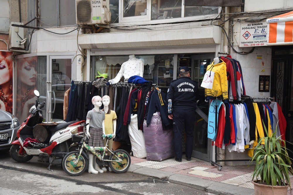 Yunusemre Belediyesinden Kaldırım İşgali Denetimi