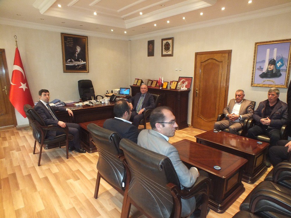 Ak Partili Çakar Malazgirt’te