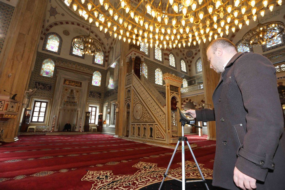 Cami Hoparlörleri 80 Desibele Ayarlanıyor