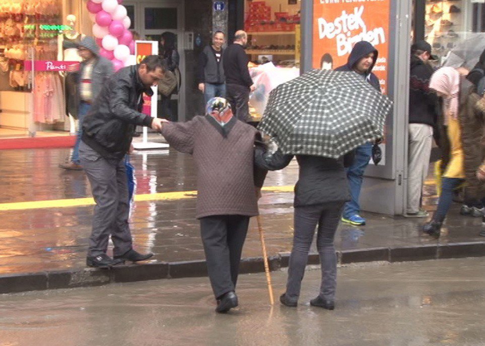 Başkent’te Sağanak Yağmur