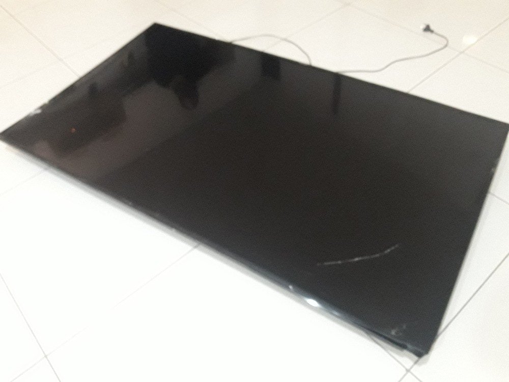 Acemi Hırsız Neredeyse Kendisini Sakatlıyordu