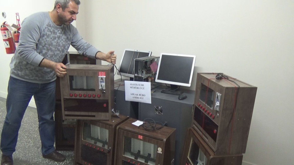 Sigaramatikte Kumara Polis Baskını