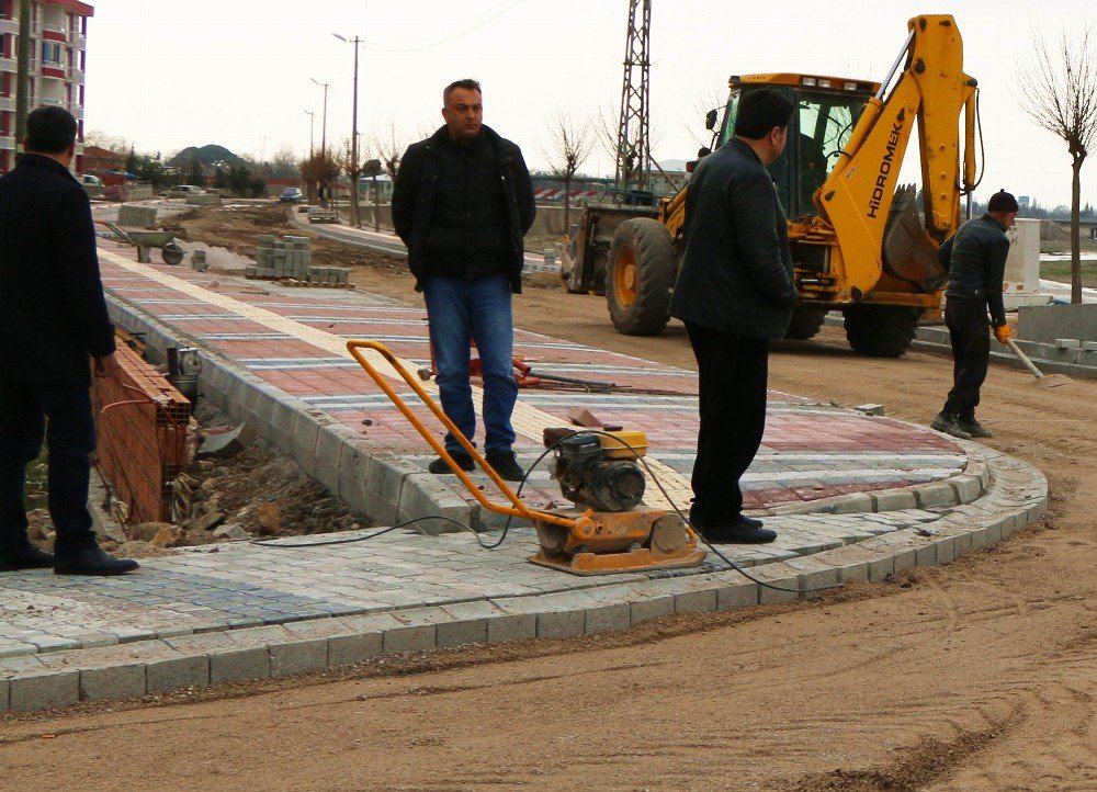 Havran’ın Giriş Yolu Yeniden Yapılıyor
