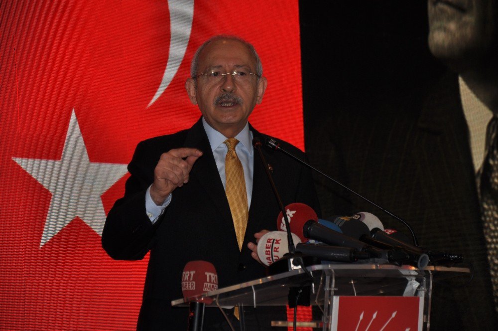 Kılıçdaroğlu: “Hepimiz Faniyiz Ama Bu Anayasa Böyle Gidecek, Birisi Vardır Başkan Da Seçilmiştir Makul Bir İnsandır Ama Biri Gelir Makul Değildir”