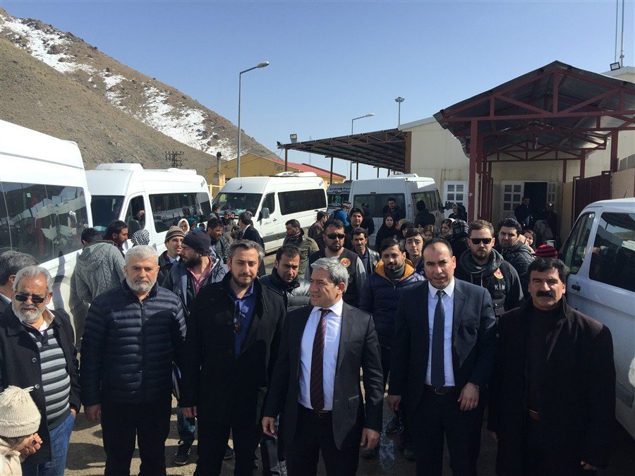 Kapıköy Sınır Kapsından 1 Martta 3 Bin 174 Yolcu Giriş Yaptı