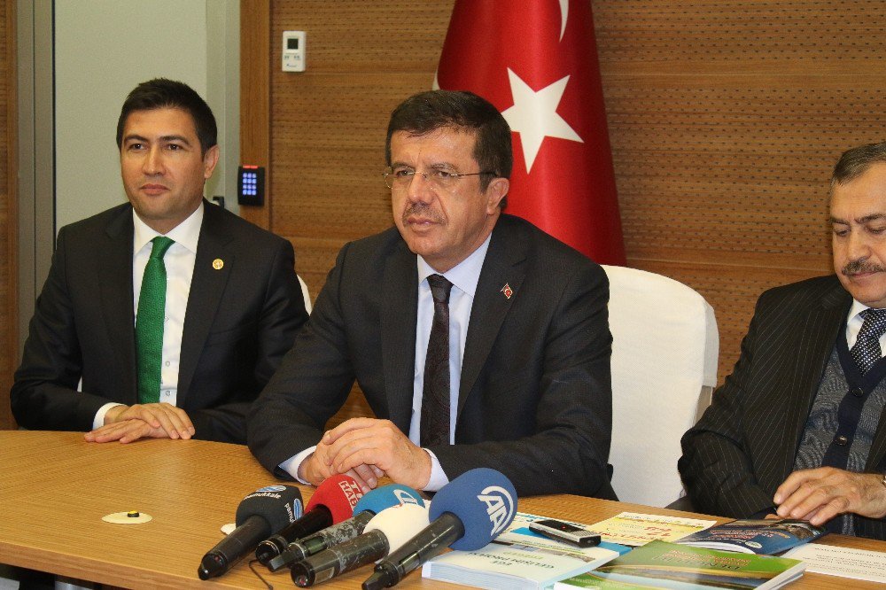 Bakan Zeybekci: "Ziyaretten Vazgeçmedim. Salon Bulamazsak Yolda, Kahvede, Parkta, Evlerde Vatandaşlarla Buluşacağız"