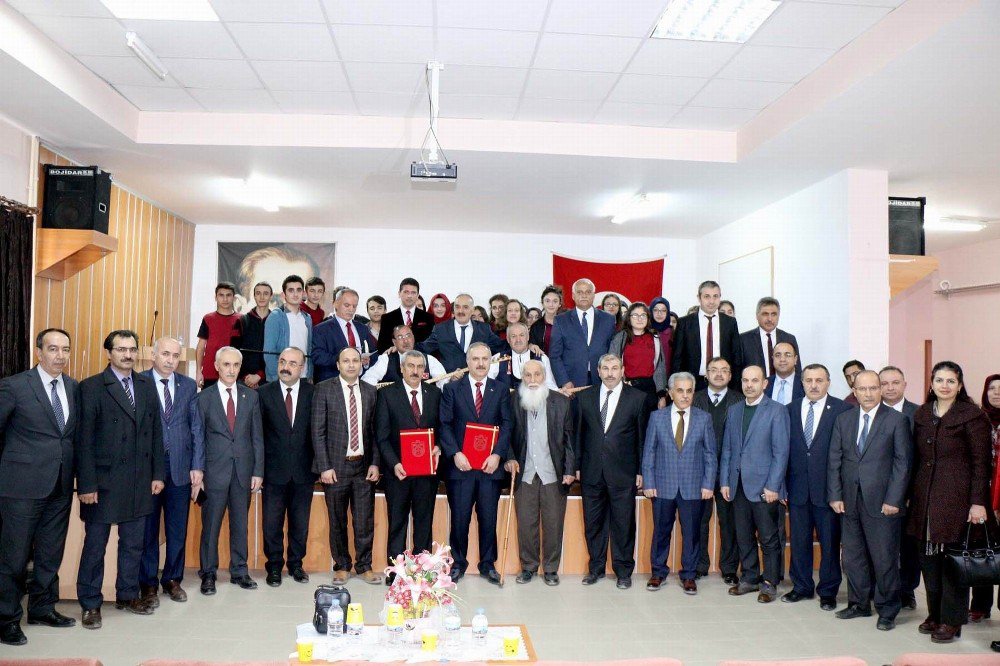 Sivas’ta Halk Edebiyatı Okullarda Yaşatılacak