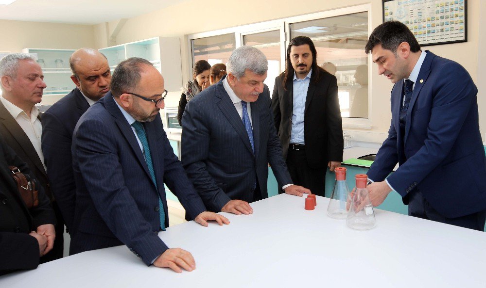 Başkan Karaosmanoğlu, Bir Takım Ziyaretlerde Bulundu