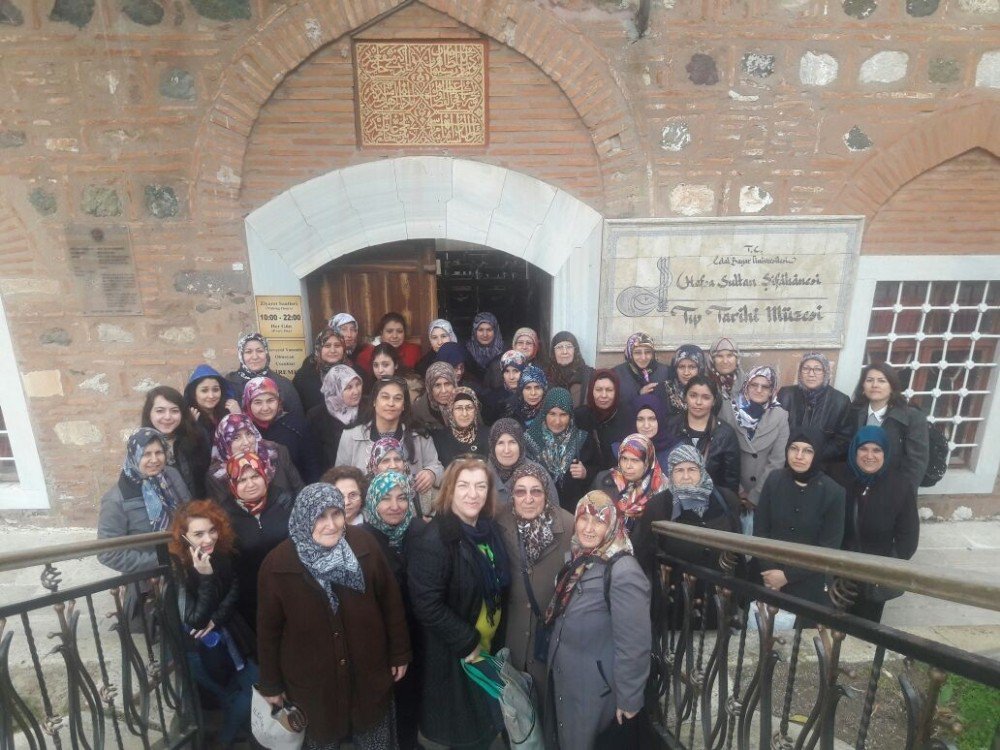 Akhisarlı Kadınlar Manisa’yı Gezdi