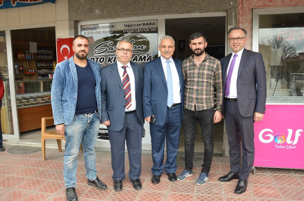 Vali Güvençer Saruhanlı Esnafını Ziyaret Etti