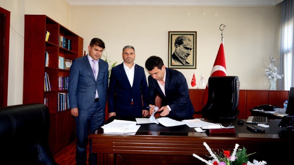 Hayırsever Muhtar Mahallesine Okul Yaptıracak