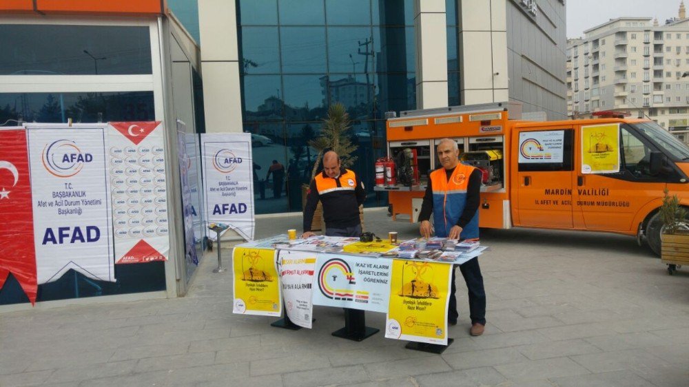 Afad Deprem Haftası Nedeniyle Stant Açtı