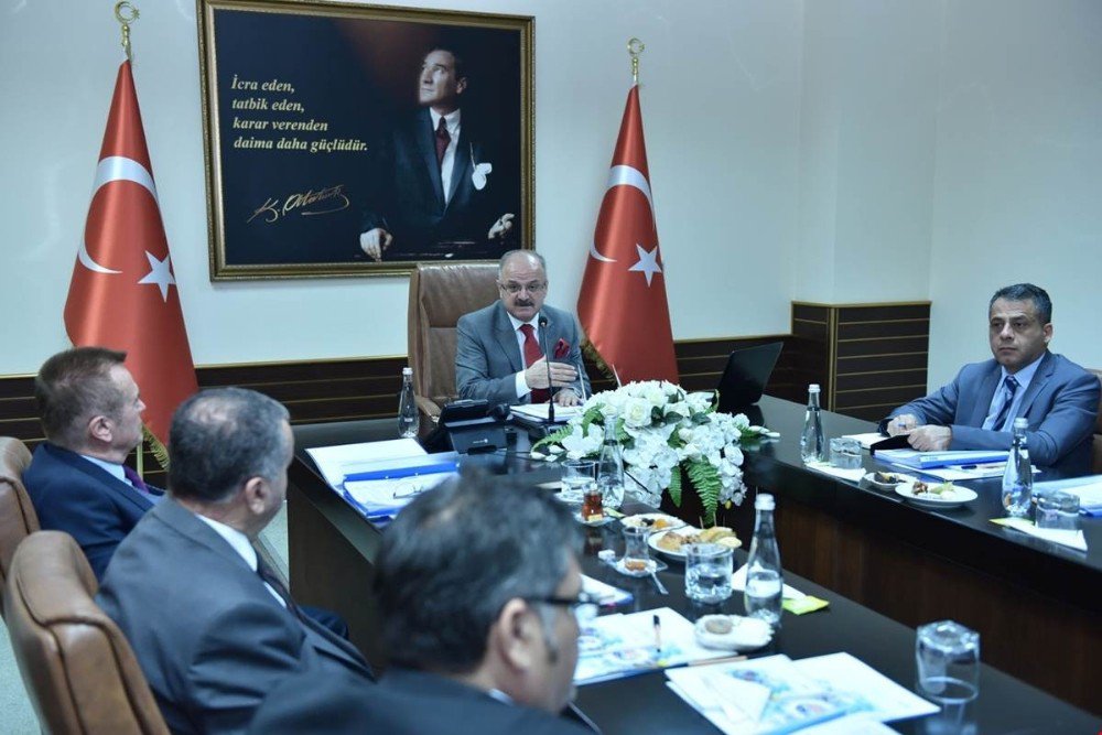 Vali Çakacak: “Halk Oylamasının Huzur Ve Güven İçinde Yapılması İçin Bütün Önlemler Alınacak”