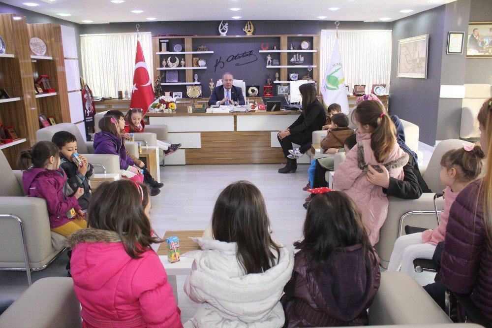 Başkan Şahiner, Minikleri Ağırladı