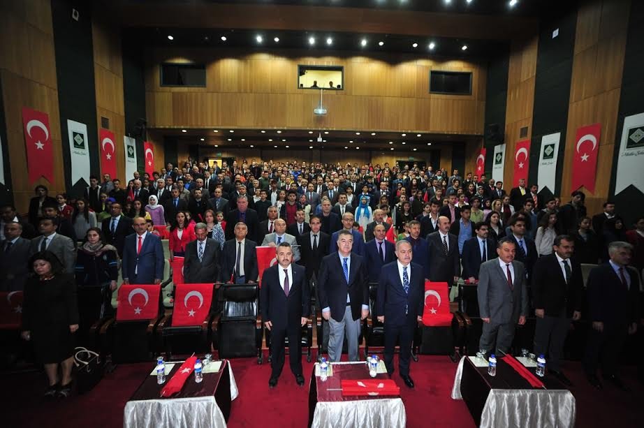 “15 Temmuz" Konulu Yarışmalarda Derece Alan Öğrenciler Ödüllendirildi