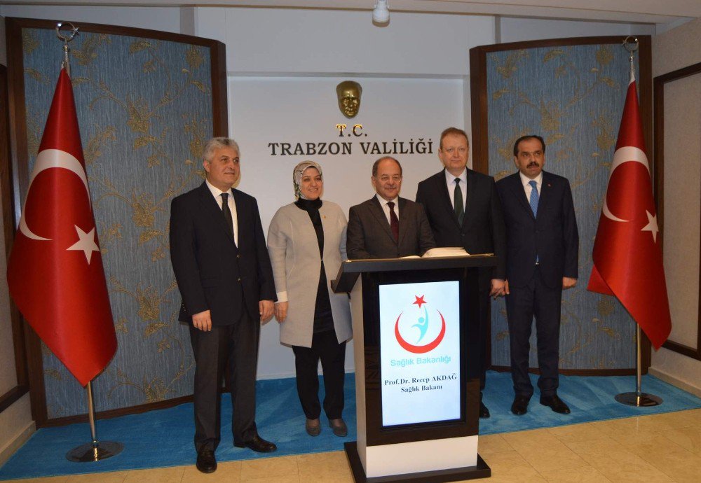 Sağlık Bakanı Recep Akdağ Trabzon’da