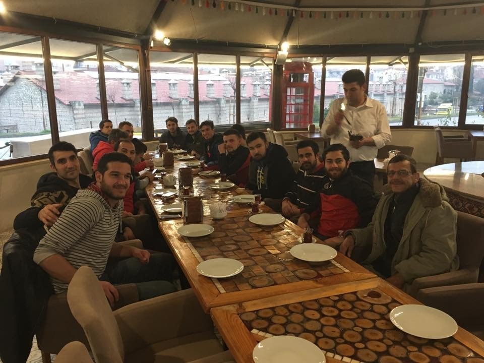 Başkan Duymuş Vezirhanspor’un Yönetici Ve Futbolcularını Ağırladı