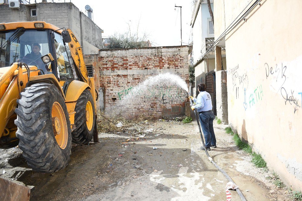 Seyhan’da 93 Çıkmaz Sokak Açıldı