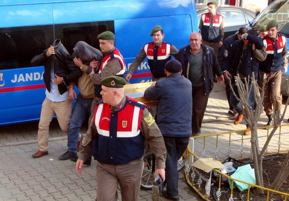 Nato’dan Mazot Hırsızlığı İddiasıyla 6 Kişi Yakalandı