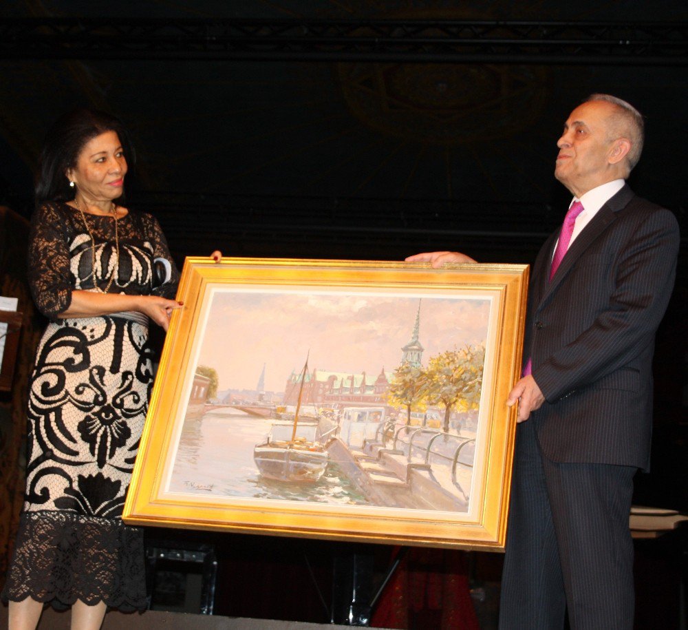 Türkiye’nin Danimarka Büyükelçisi Dönmez, Veda Etti