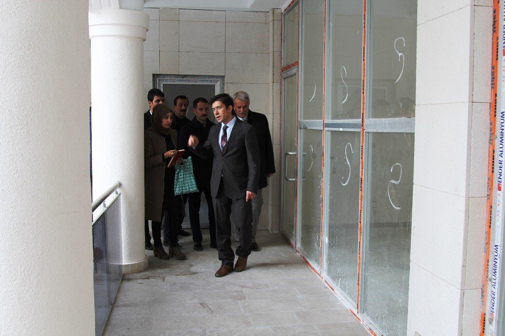 Başkan Vekili Öztürk’ten Kadın El Emeği Pazarına Ziyaret