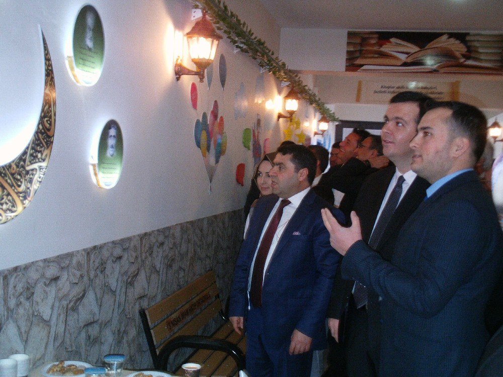 3 Nisan İmam Hatip Ortaokulun ‘Türkçe Sokağı’ Açıldı