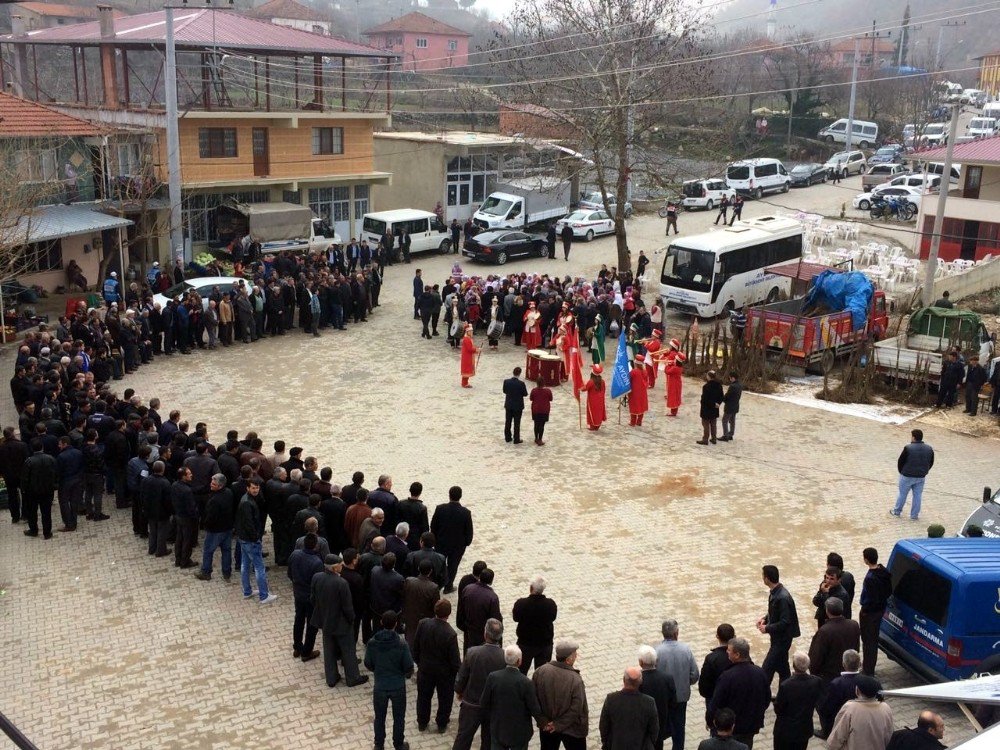 Başkan Çerçioğlu, Aşağıyakacık Ve Ovacık’ta Büyük İlgiyle Karşılandı