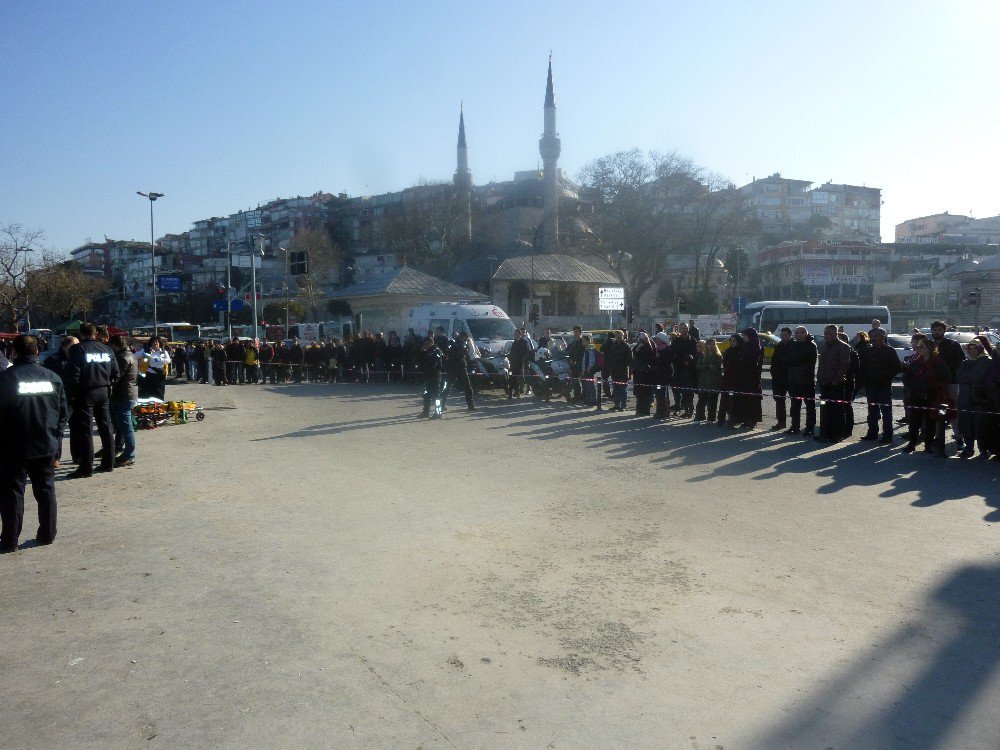 18 Yaşındaki Genç Denize Atlayarak İntihara Teşebbüs Etti