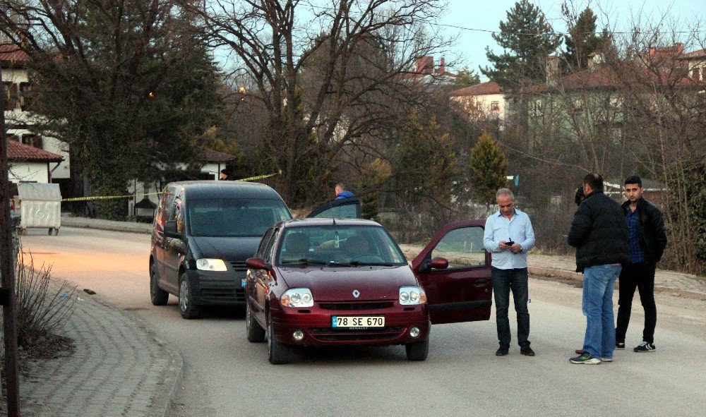 Karabük’te Silahlı Saldırıya Uğrayan Doktor Hayatını Kaybetti