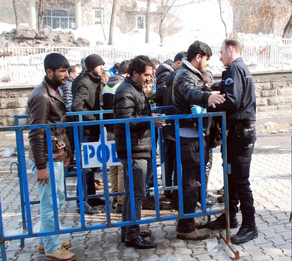 Muşlular Başbakan Yıldırım’ı Bekliyorlar