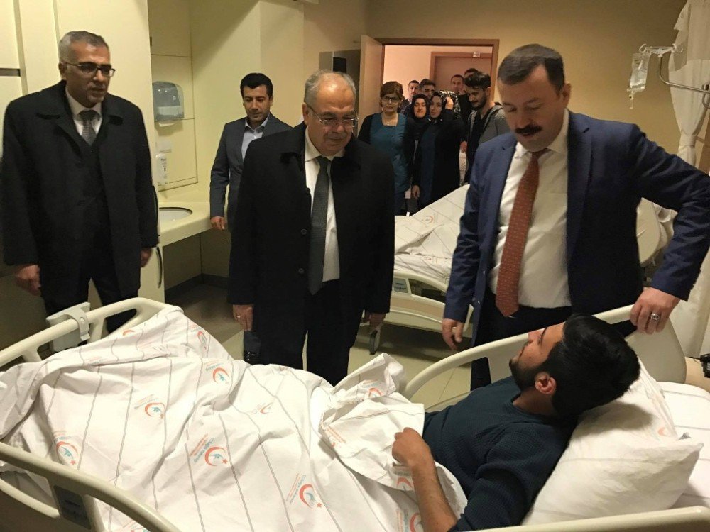 Depremzedelere Adıyaman Belediyesinin İmkanları Seferber Edildi