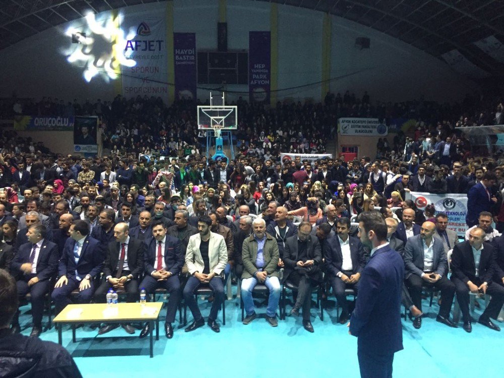 Konserde Evlenme Teklifinde Bulundu Ve “Evet” Yanıtını Aldı