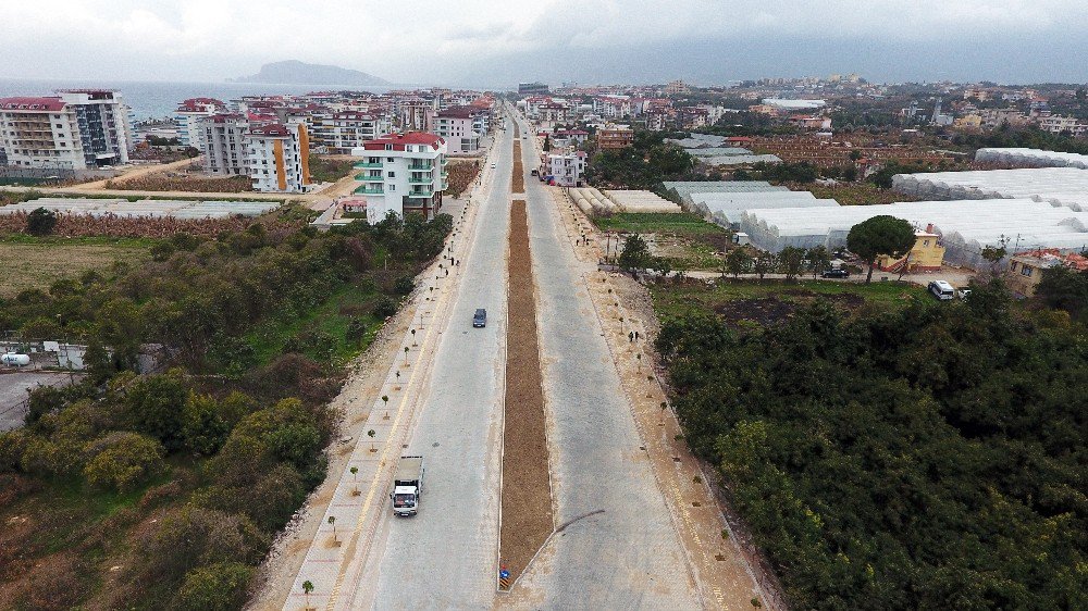 Alanya Ketsel’de Parke Ve Kaldırım Çalışması