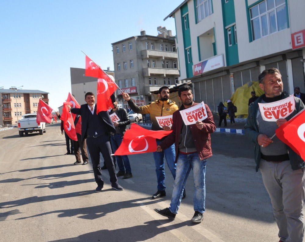 Bakan Arslan, Selim’de Bayraklar Ve Evetlerle Karşılandı