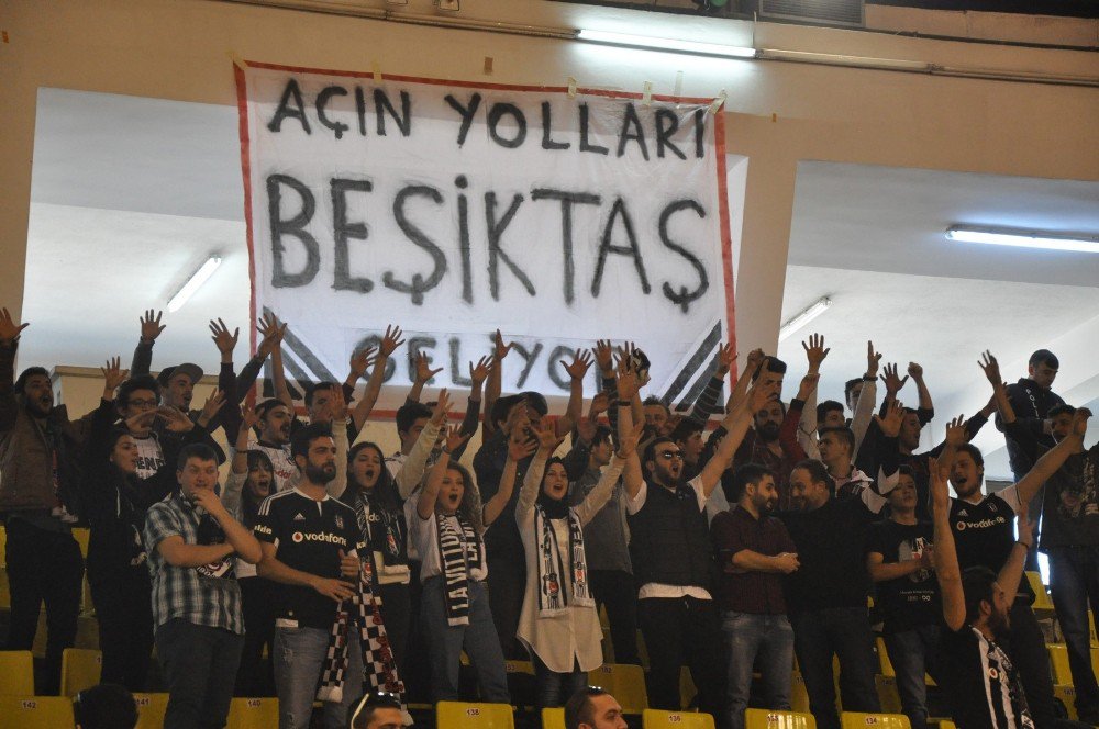 İnegöl Belediyespor: 3 Beşiktaş: 1