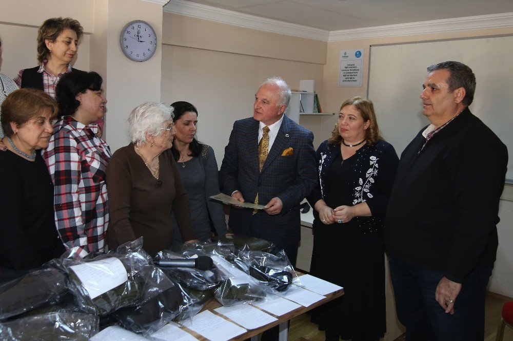 Çankayalı Kadınlardan Hakkari’ye Gönül Örgüsü