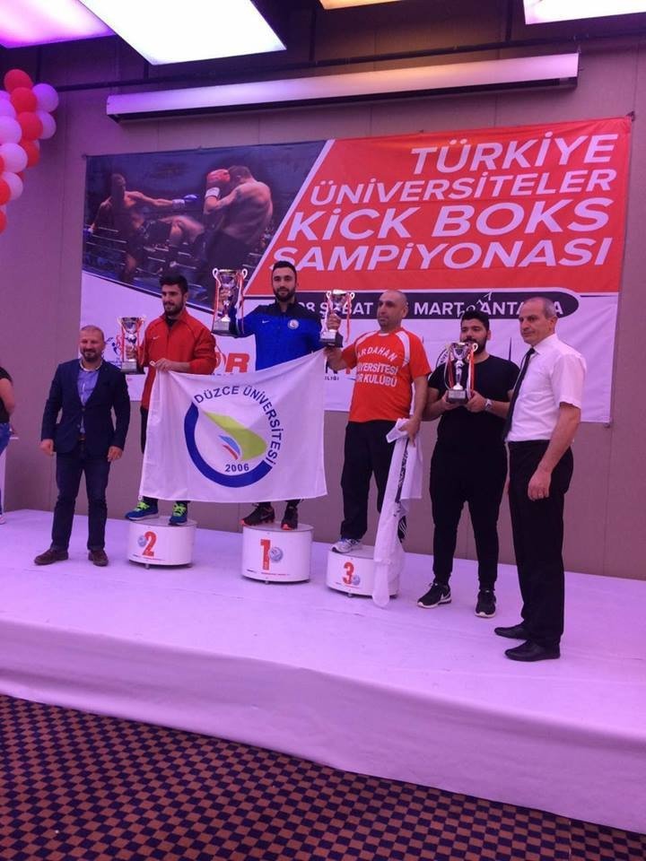 Düzce Üniversitesi Kick Boksta Tarih Yazdı