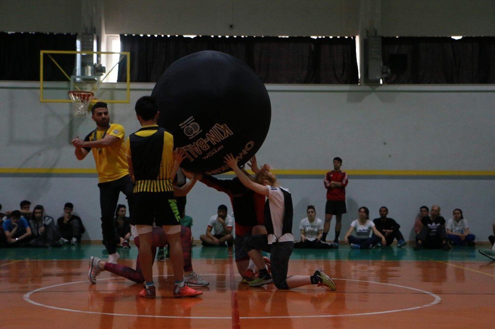 Anadolu Üniversitesi’nden "Kin-ball" Eğitimi