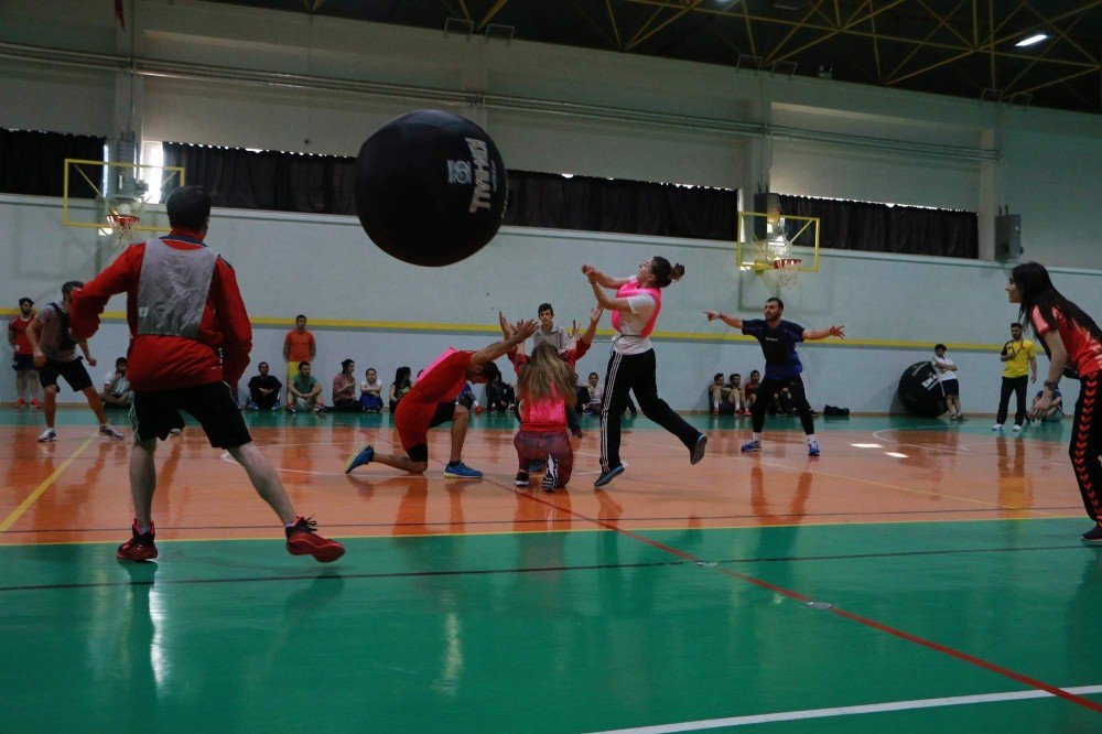 Anadolu Üniversitesi’nden "Kin-ball" Eğitimi