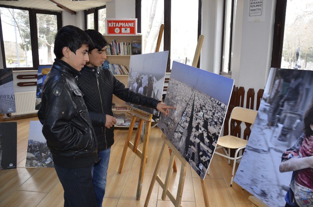 Siverek’te ’Halep’in Gözyaşları’ Konulu Sergi Açıldı