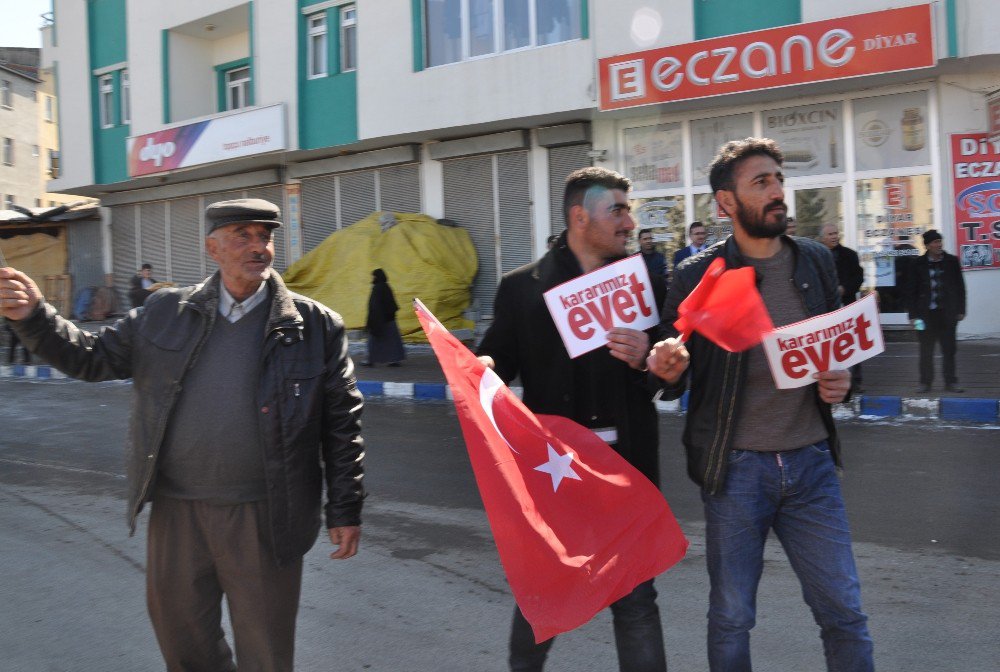 Bakan Arslan, Selim’de Bayraklar Ve Evetlerle Karşılandı