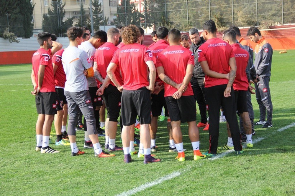 Adanaspor’da Kardemir Karabükspor Mesaisi Başladı