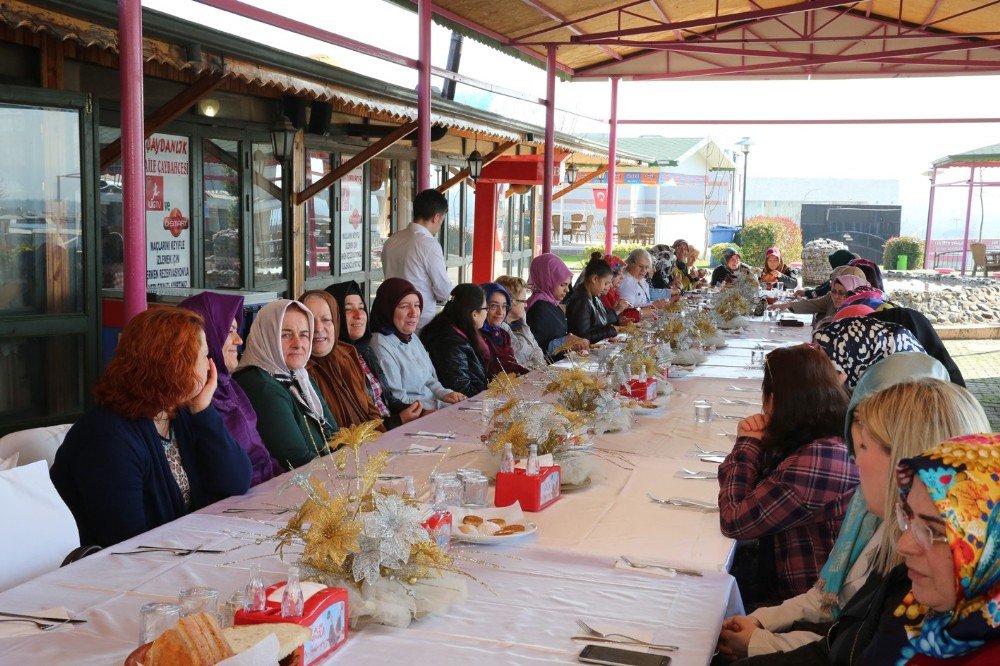 Bilgi Evi Kursiyerleri Kahvaltıda Buluştu